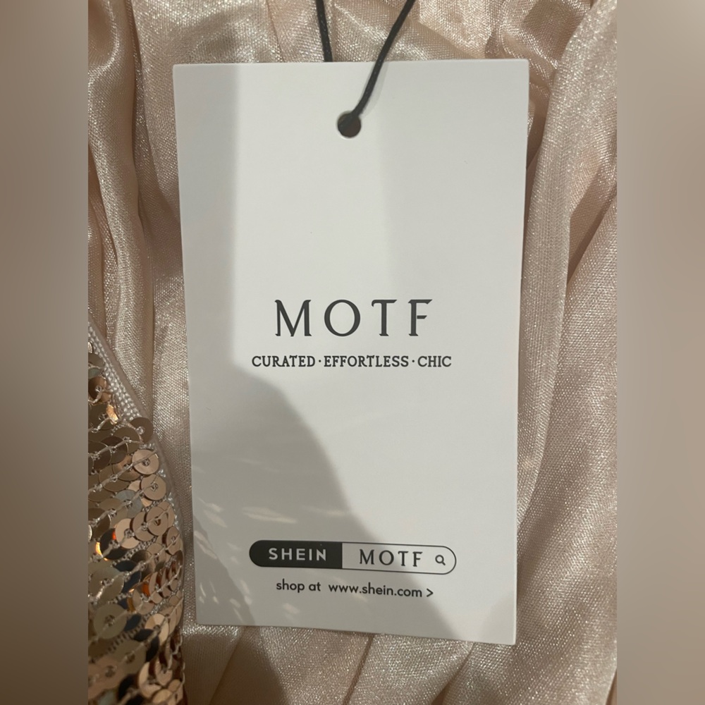 Sequin Fringe Skirt in Rosegold - Picture 4 of 4